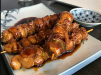 Hikkiijyoshi's tweet photo. 遅い昼食。無事でいてください
#JapaneseFood #AsinGirl #AsianWoman #食べ物
#女の子 #食べる https://t.co/yA1O8SCfb2