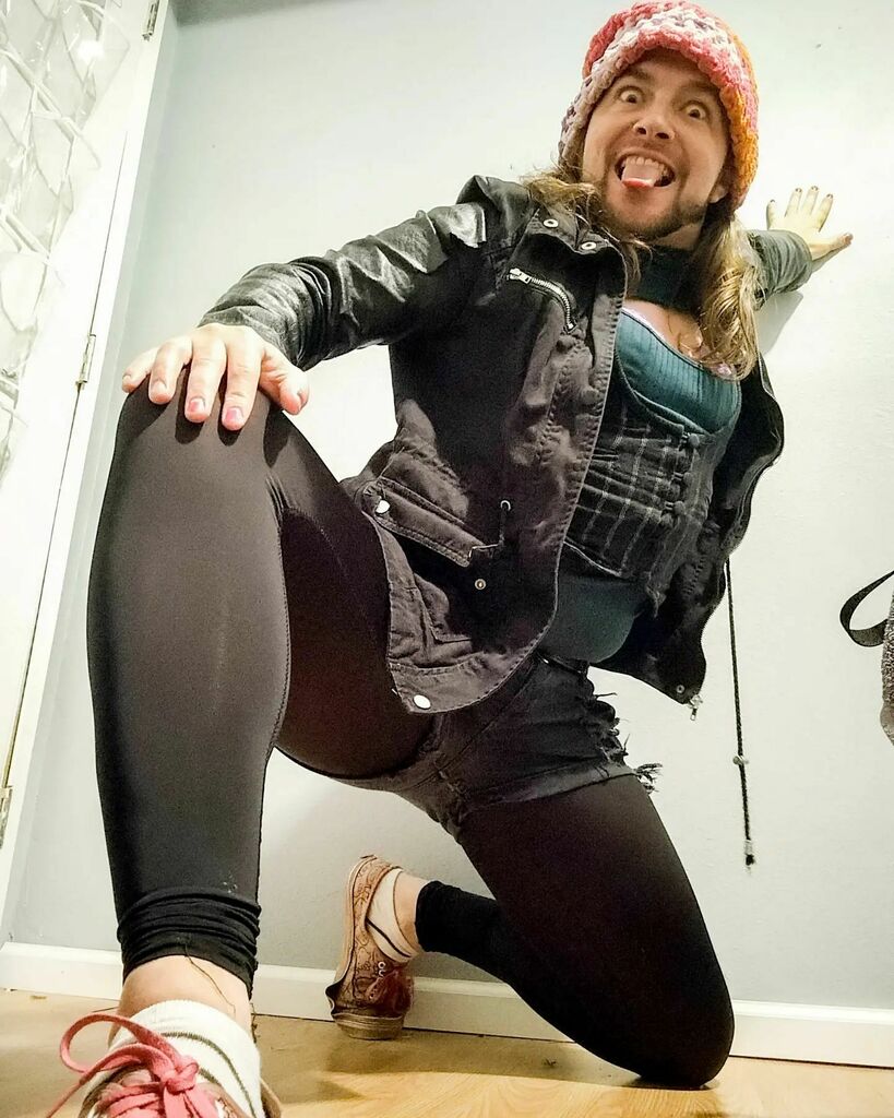 AdamTheAlien's tweet photo. A wine-inebriated model-ish #selfie I took on Saturday night after a day out with my partner and metamour. #OOTD #fashion #nonbinary #genderfluid #genderqueer #AdamTheAlien #latergram https://t.co/s4SzhkP9Pe https://t.co/HgcO4jbB5B