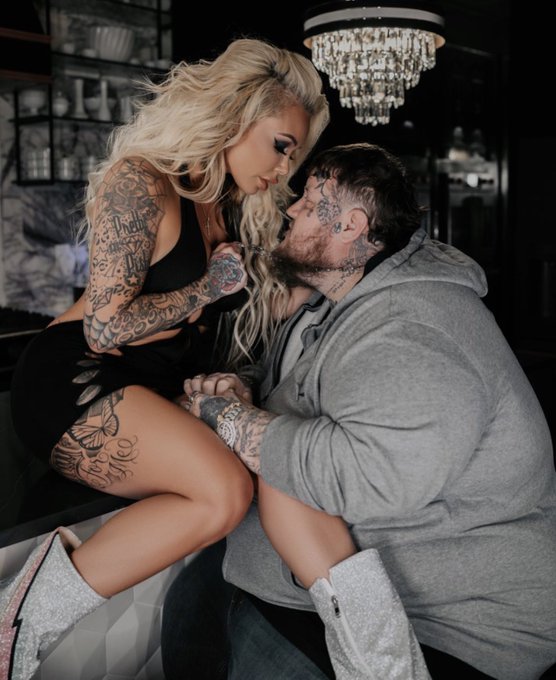 Angelpunkinpie 💜 https://t.co/PeODP1iheI