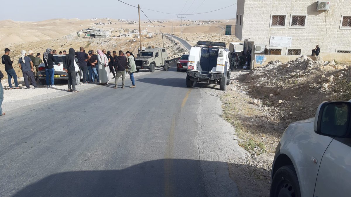 A Palestinian worker got injured