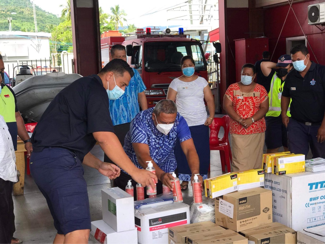 spc_cps's tweet image. #EmergencyManagement  |  SPC supported the supply of Personal Protective Equipment (PPE) to the 🇼🇸 Samoa NDMO and Fire and Emergency Services Authority (SFESA) to assist in the fight against #Covid19 through its #PIEMA project. ℹ bit.ly/3ymzTuO

🤝 @MFATNZ @AusAID