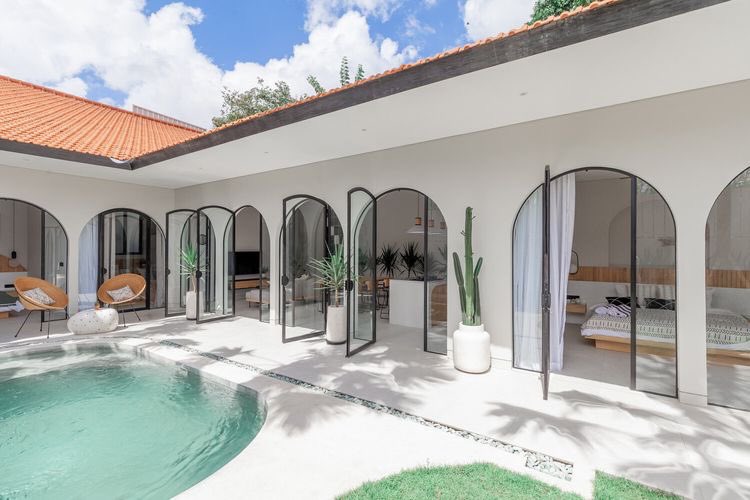 Court{فناء_داخلي}Yard tweet media