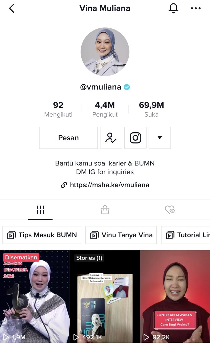👉🏻 Siapa yang belum kenal Vina Muliana? 

✅ 4,4 juta followers di TikTok
✅ TikTok Awards Indonesia 2021 kategori Best of Learning &amp; Education
✅ Forbes 30 under 30 tahun 2022

✨Mau jadi content creator? Intip dulu strategi @vmuliana ✨

Let’s go~