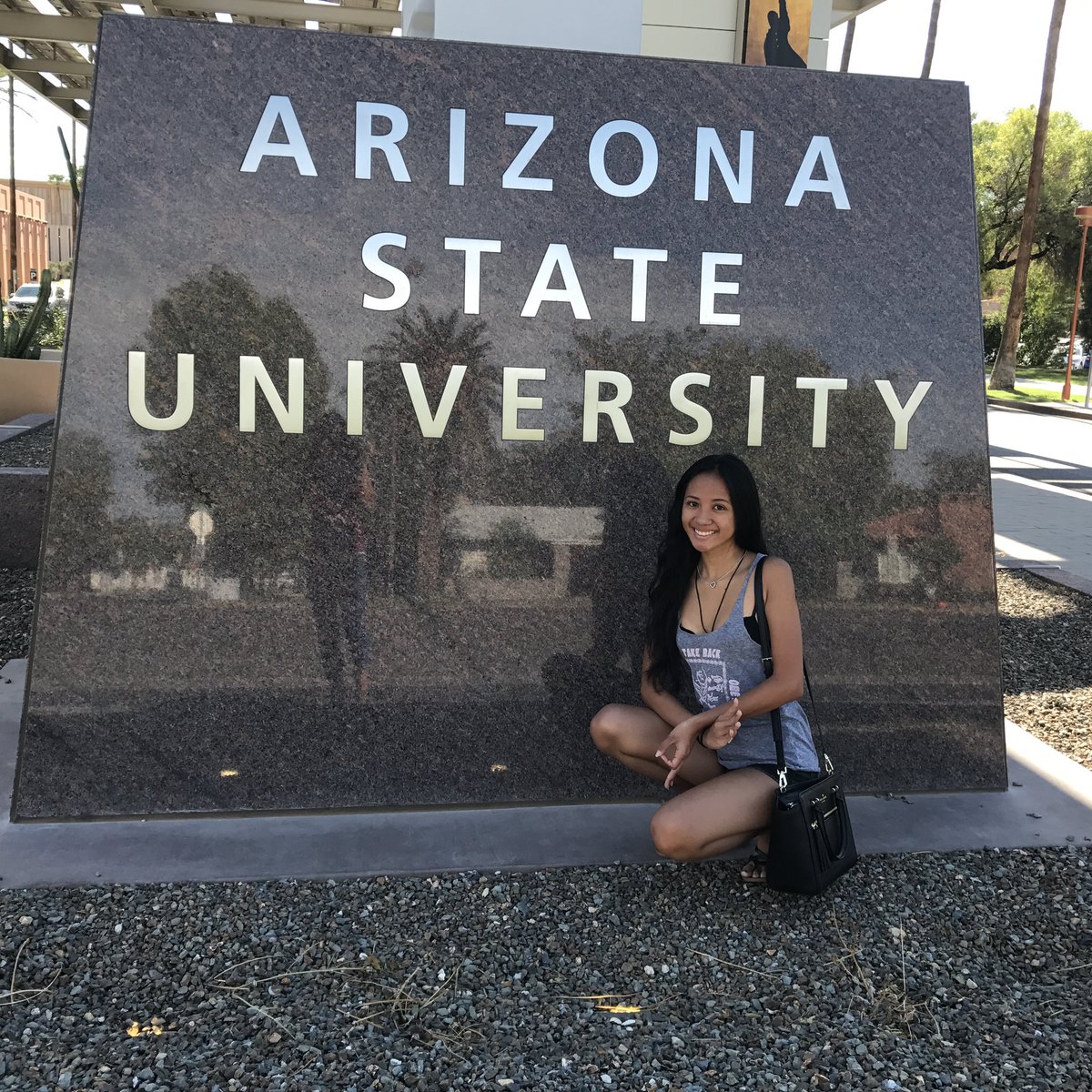 nessuhr0se's tweet photo. How it started vs how it ended
Grad part 1 #ASUGrad #94block https://t.co/mNogQ8PLAB