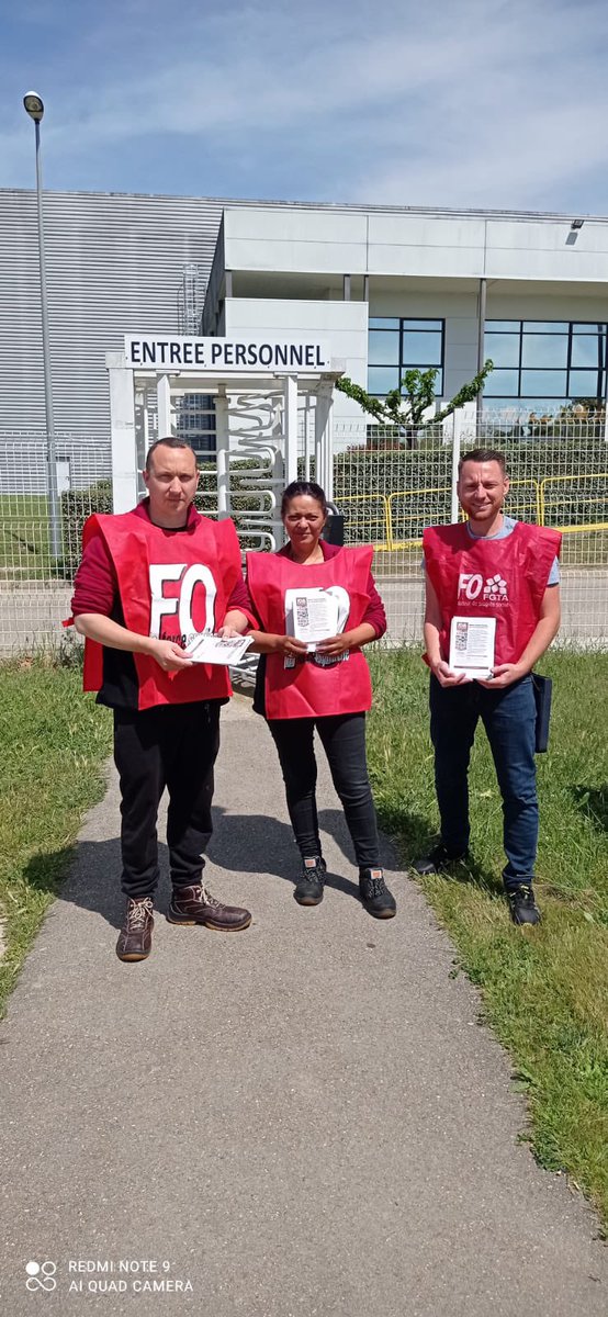 MamoudouTour's tweet photo. La team @fgtaFO  Maison Johanès Boubée a distribué ses revendications NAO sur les sites de Beychac (33), Bayeux (14) et Nîmes (30) https://t.co/BSVx5bNtNn