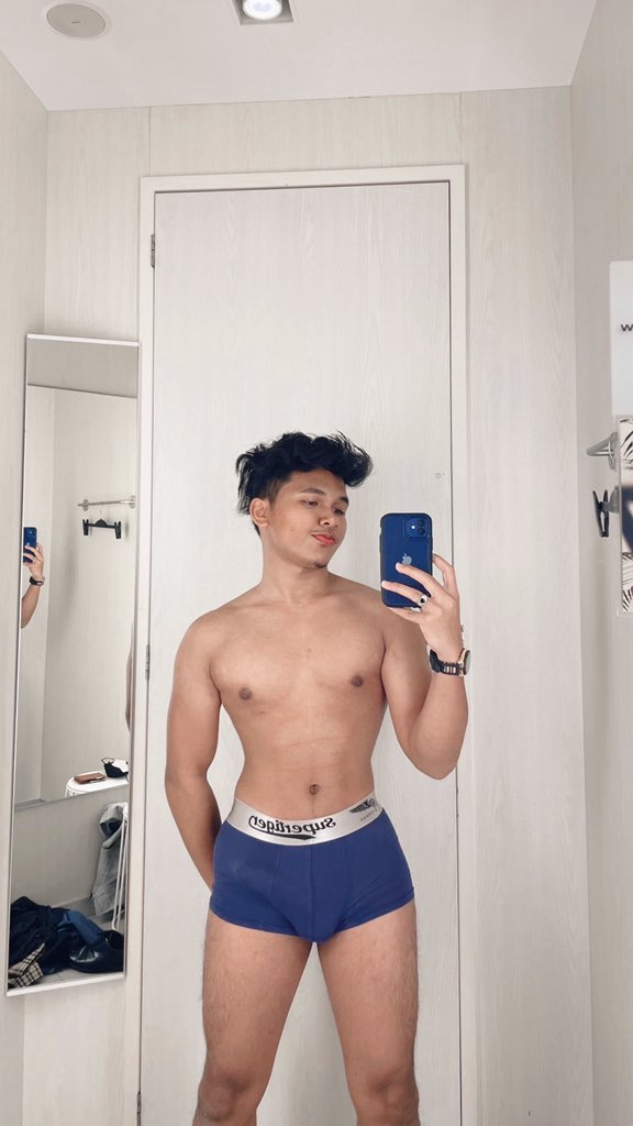 mannegoulding's tweet photo. Sebulan puasa sixpack hilang https://t.co/SO56KunEIB
