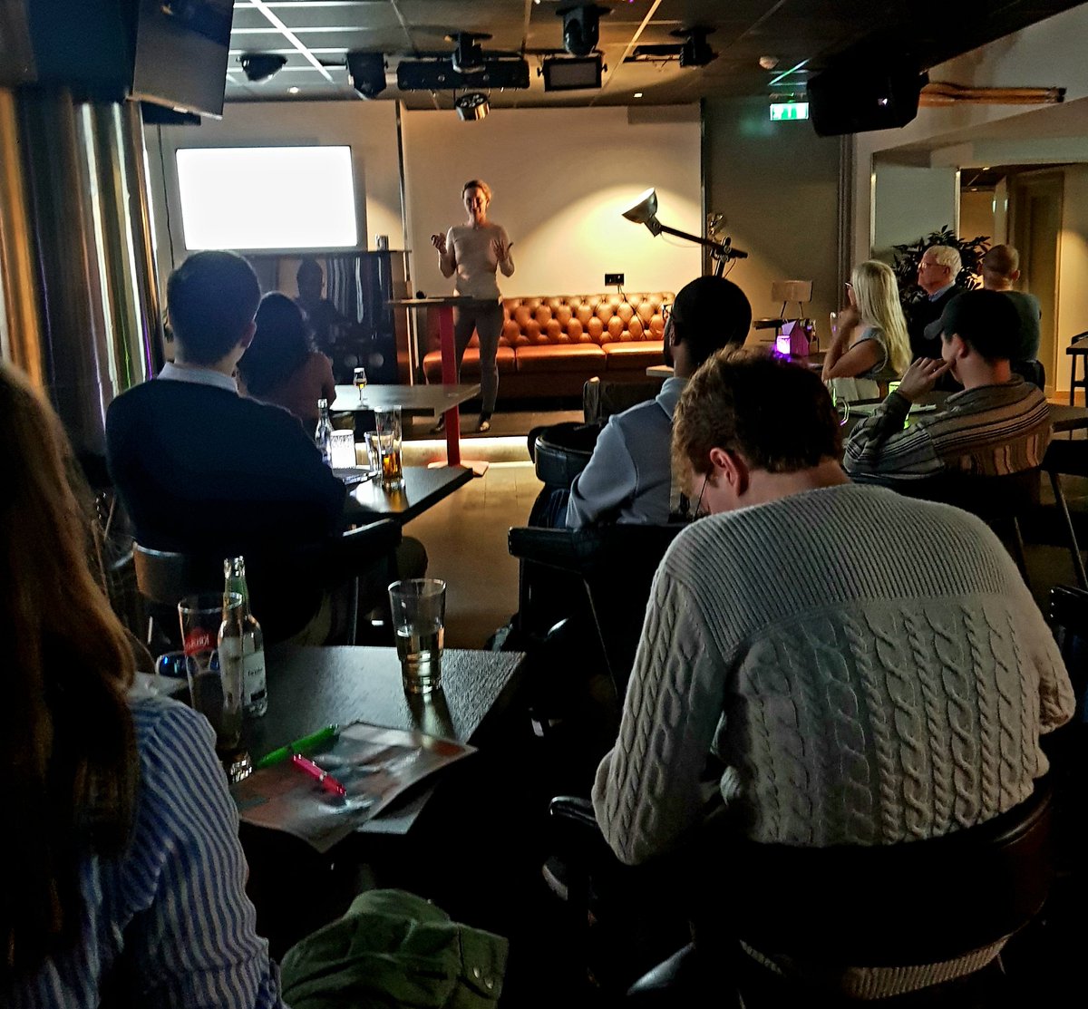 From yesterday evening, where <a href="/LermLab/">LermLab</a> taugth us about the epigenetic memory a covid-infection leaves behind at @pintofscienceSE Linköping. Thank you Maria for such a great insight into your work!