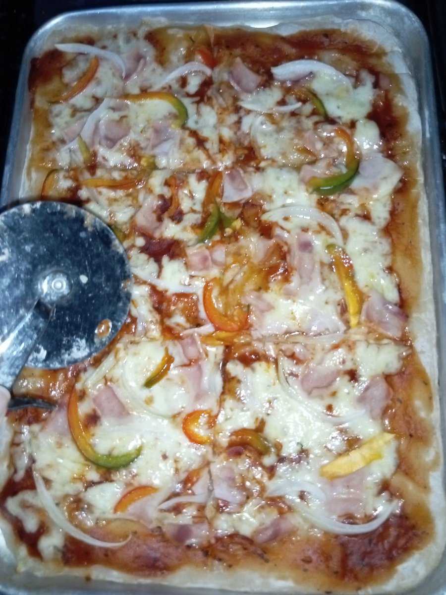 BeyaLibertad's tweet photo. mi cena jajaja https://t.co/IgJKzx9okM