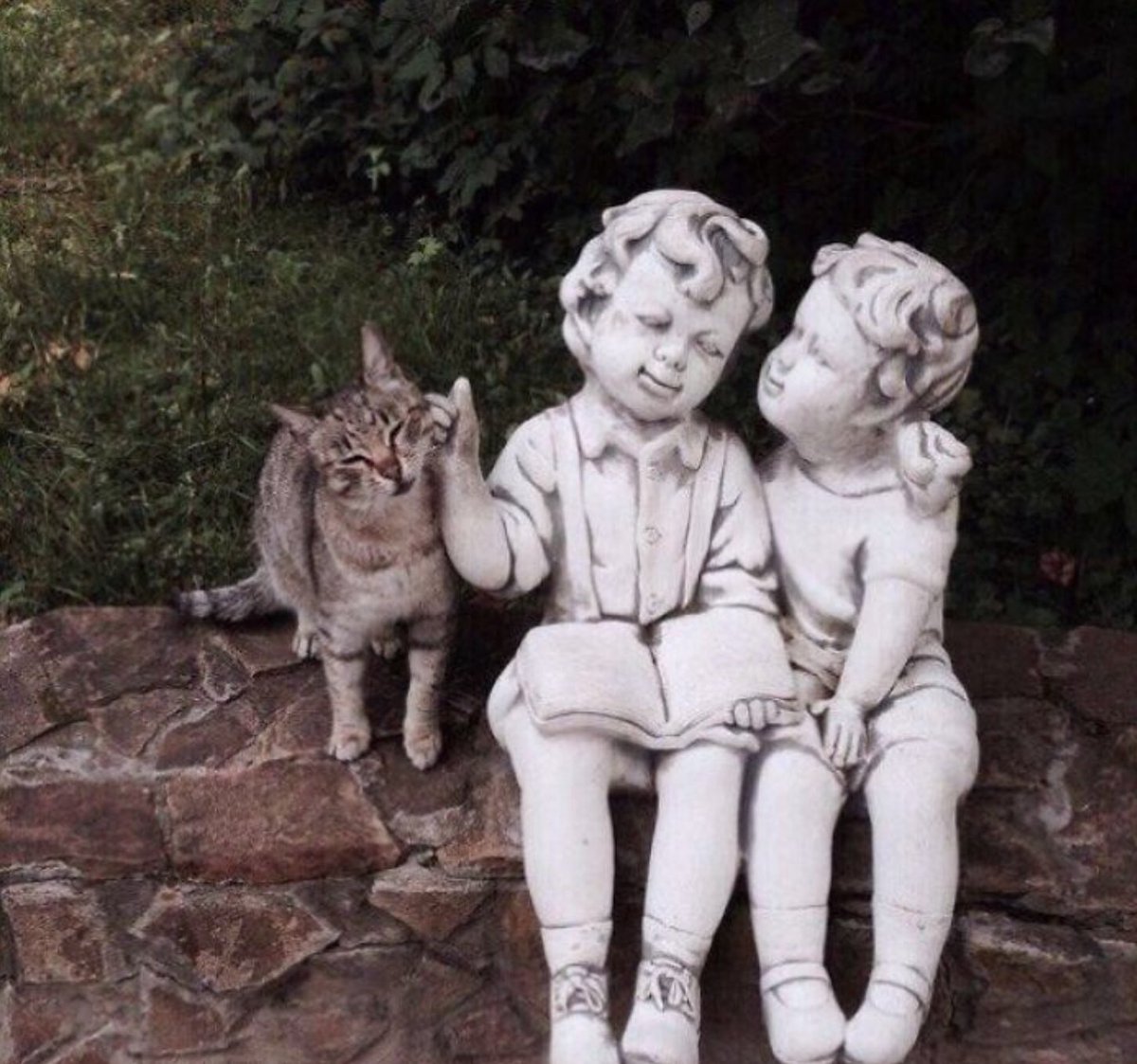 Agatha Chocolats tweet media