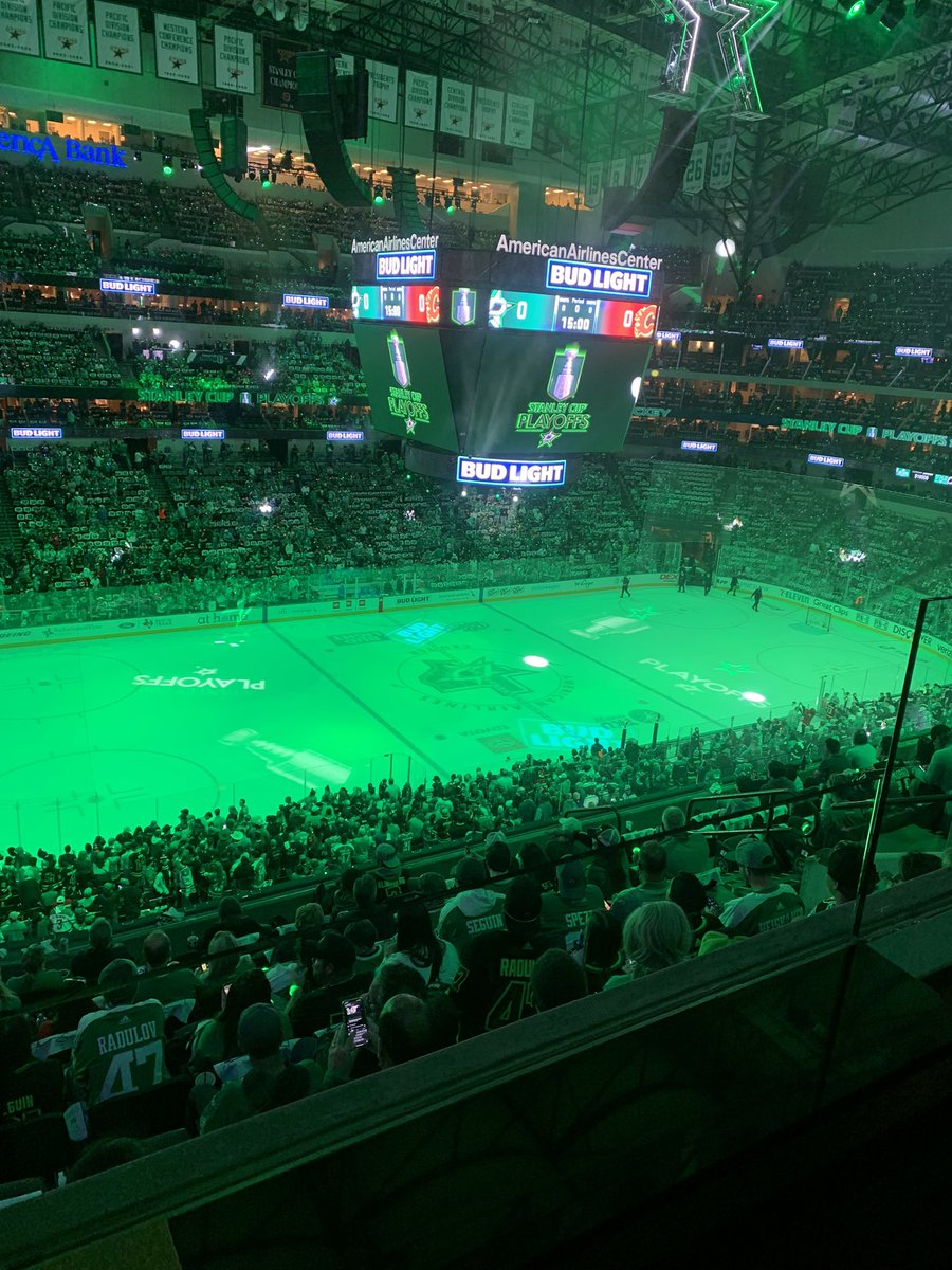 TheFiddler38's tweet photo. Let’s be Texan tonight @DallasStars Fans #starsin5 #TexasHockey #OneStateOneTeam https://t.co/nL3tWEdELh