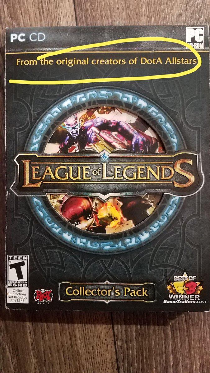 heftyincident's tweet photo. @X_tulkus_X @Polygon This is a LoL pc cd back in 2009. Dota 1 and LoL have the same developers. You can see the words "from the original creators of DotA allstars. A credit riot games gave to dota allstars. https://t.co/a98yjt0gIT