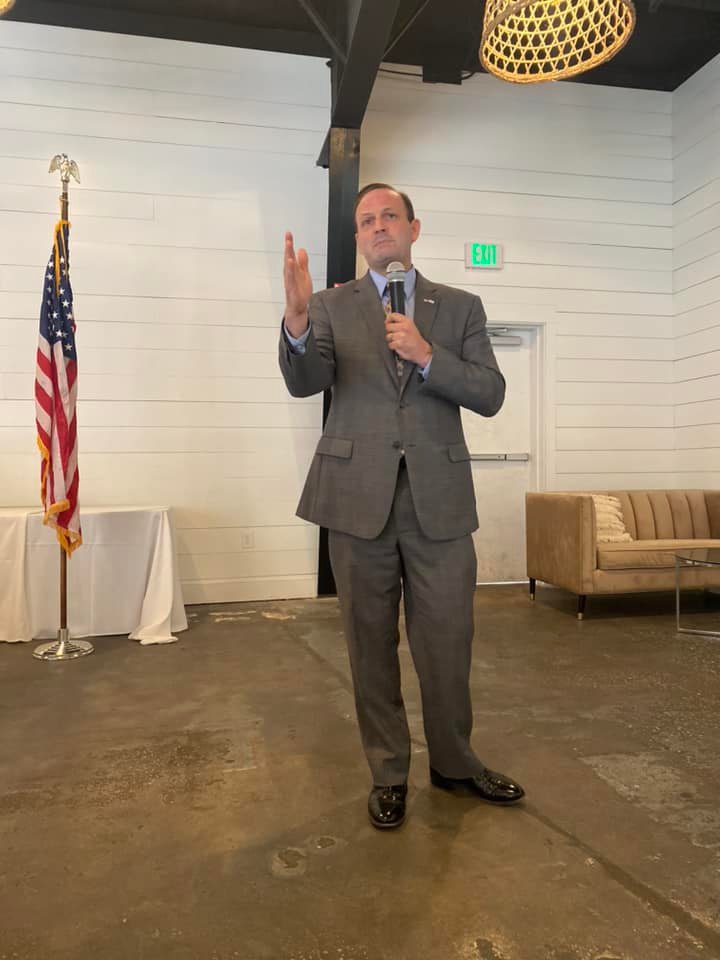blufftongop's tweet photo. Thank you to all those that came out tonight to hear SC AG @AGAlanWilson and SC CD1 Rep. @NancyMace  speak to the @blufftongop! 🐘🇺🇸 We appreciate them both for taking the time to visit beautiful Bluffton and talk with everyone about the issues.

#GOP #SCGOP #GBRC https://t.co/gciAh2a1fF