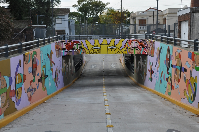 UnusualGuests's tweet photo. Get the know the artist behind Unusual Guests @claudiobaldrich Part 7. Did you know his murals decorate the streets of Buenos Aires?👀 https://t.co/F2VdpRNzgy