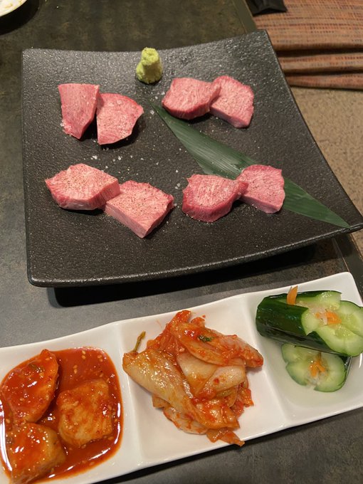 昨日は肉を食して朝まで飲んでたので今日はもうおしまい 