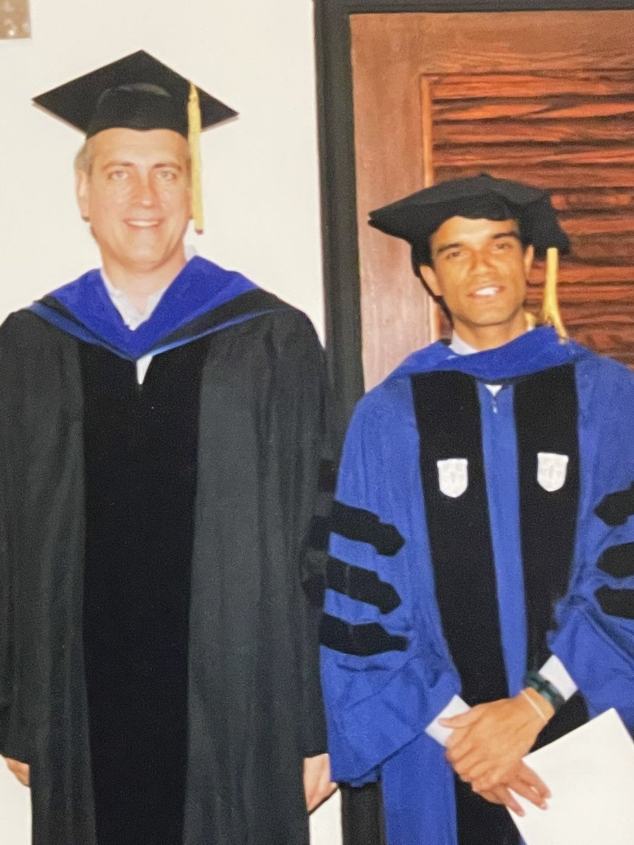 subhrendukp's tweet photo. … takes me back a quarter century to another crisp weekend in May at @DukeU.
#startattheverybeginning
#averygoodplacetostart
Turned out quite all right, I guess. Time to sabbatical!
Thus ends a year long semi self-exile from Twitter. Stay tuned. 8/N. https://t.co/JtkuhVQDOM