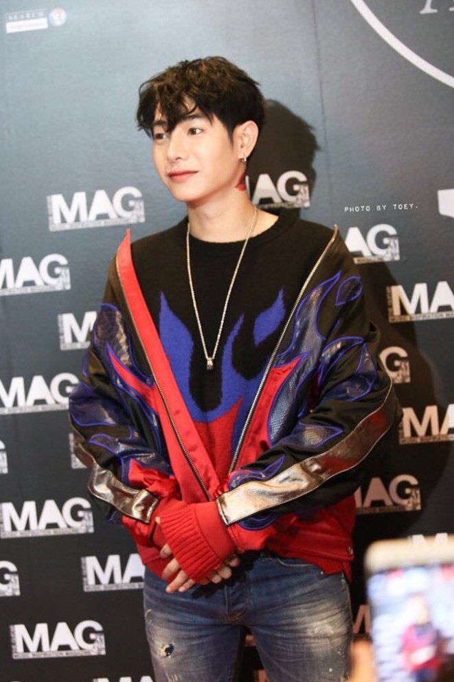 Berryhook1's tweet photo. ฮึบๆๆ พาเฮียไปออกแฉ กันน  @peckpalit
#เทงานวันนี้เพื่อพี่คนเดียว
#เป๊กผลิตโชค
#PeckPaLitChoke
https://t.co/rGQPNEsI6E https://t.co/lWOlwRFGnM