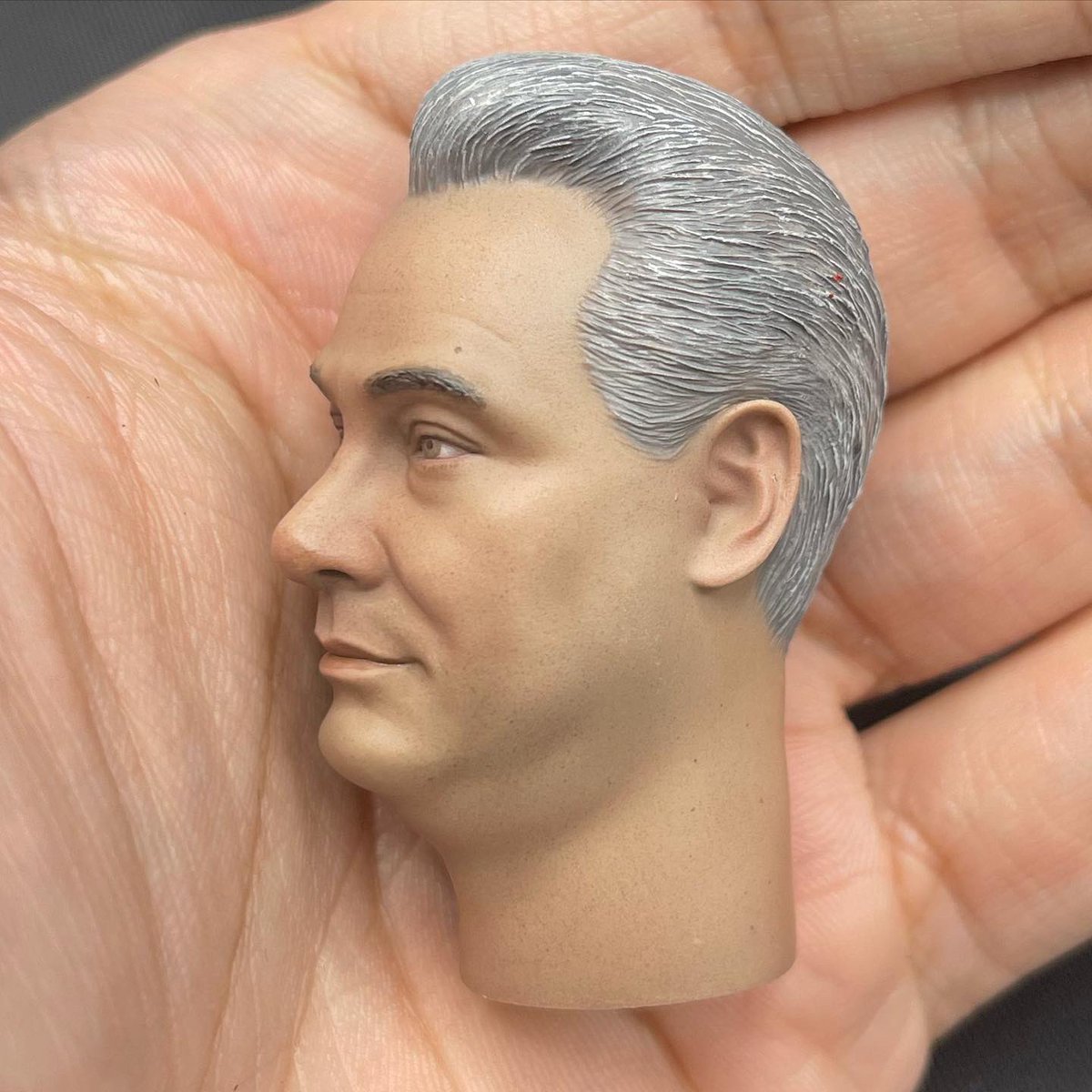 TreasuresScale's tweet photo. His silver mane was styled into a very eighties bouffant every day at his H.Q., where he had installed a barber’s chair. Along with the cut, wash and blow-dry, he would get a manicure before changing. #JohnGotti #DapperDon #TeflonDon #Mafia @GottiVictoria https://t.co/5yfkXjKsRK