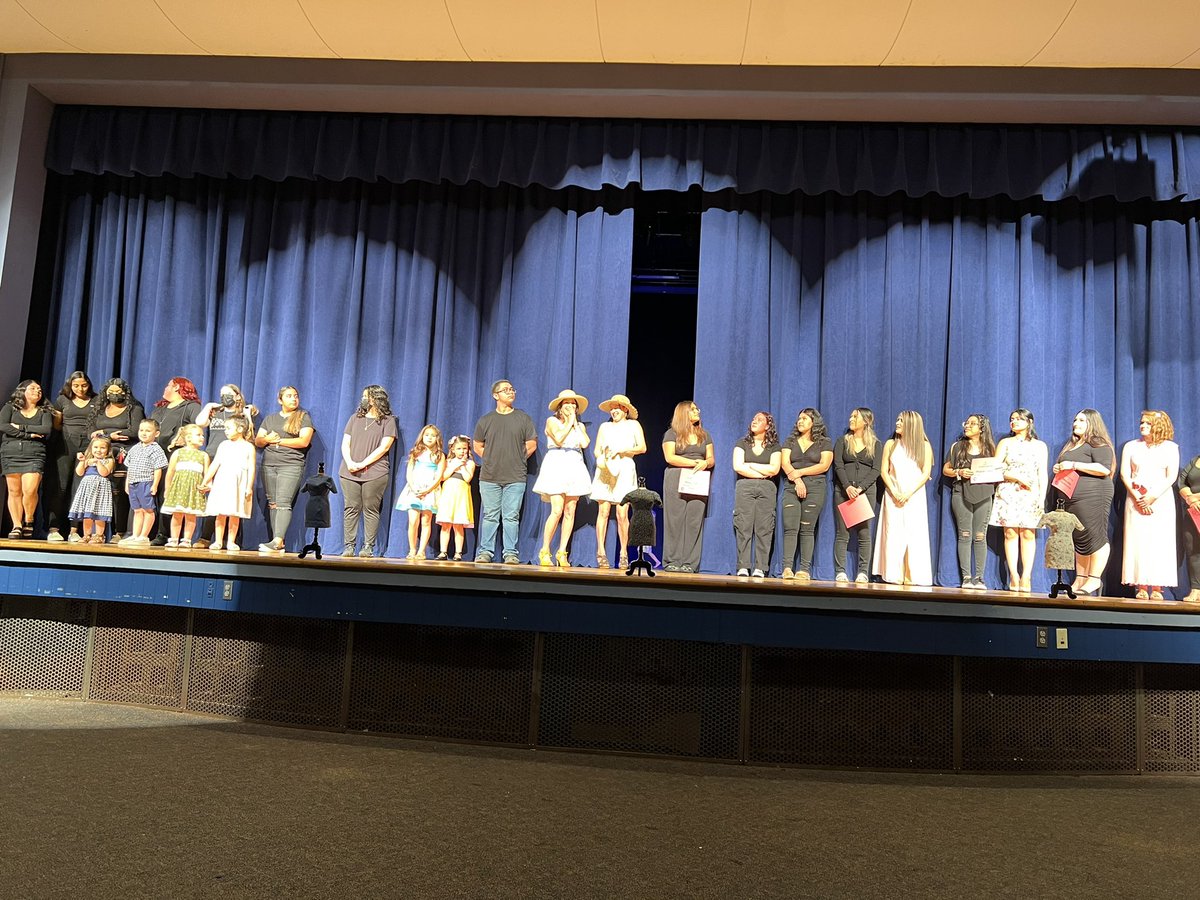 Amaro_SRHS's tweet photo. @SRHSFashion put on an amazing fashion show tonight! Great job to Mrs. Boggs and all of the students and models! 💙 #TexanPride @SamRayburn_HS https://t.co/jEHCyF0rNW