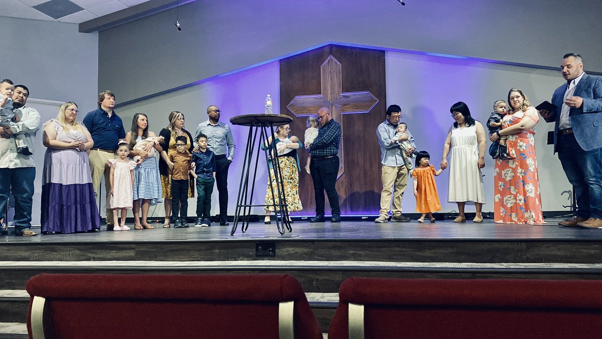 jbcoleman's tweet photo. Yesterday @mdbcodessa we had parent/child dedication. It was amazing to see the parents&church promise to help produce the next generation to glorify God. AND in West Texas we had 3 diff nations represented. #generationaldiscipleship #sbtc #churchforallpeople https://t.co/BGxpDRRH93