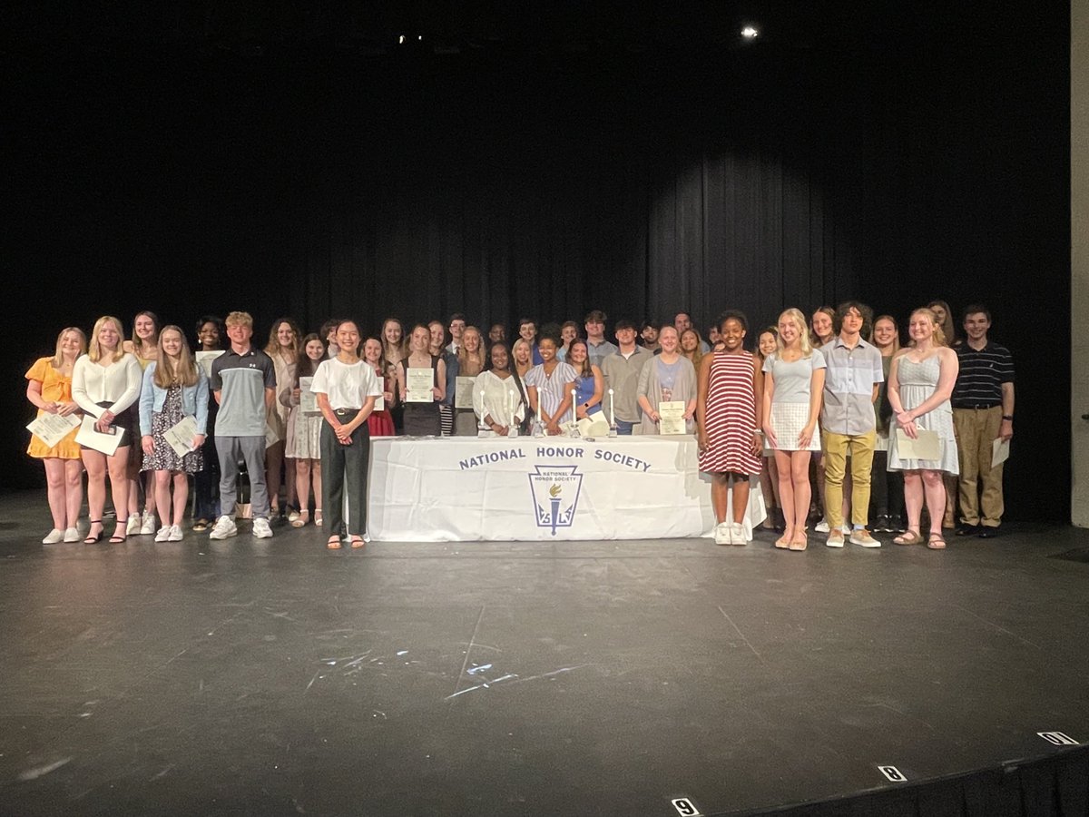 Congratulations to our newest National Honor Society inductees at West! WE look forward to your leadership and service.! #AAGF