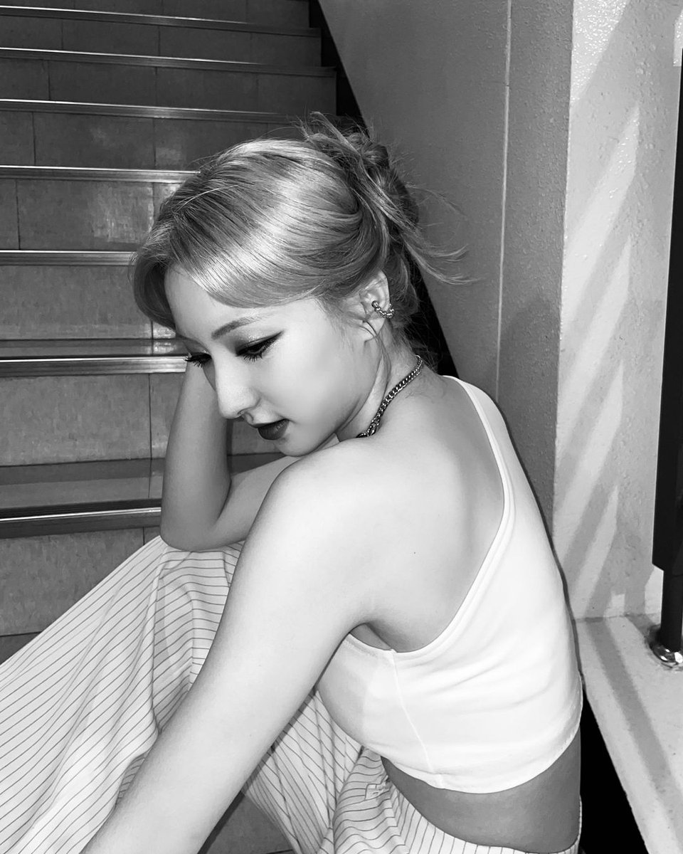 eunseoglobal's tweet photo. hello, this is a new account dedicated to @WJSN_Cosmic's eunseo. ♡ could you help promote us by retweeting this? thank you! https://t.co/C1VNL91DYY