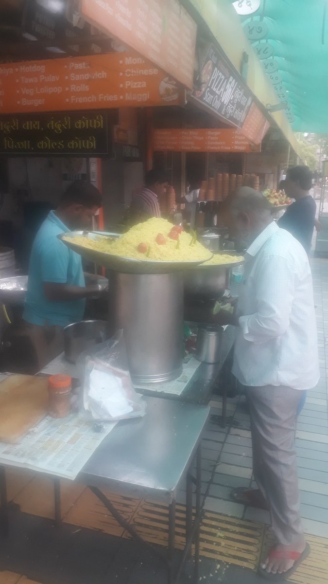 dineshkanchan73's tweet photo. Namaskar
My India
With Indori #Poha
56 Dukan
@CP_INDORE Sir
@SwachhIndore Respected Madam
@SemwalChander @Noida7x
#SafeDrive #HappyDrive https://t.co/XBm9mgFsGb
