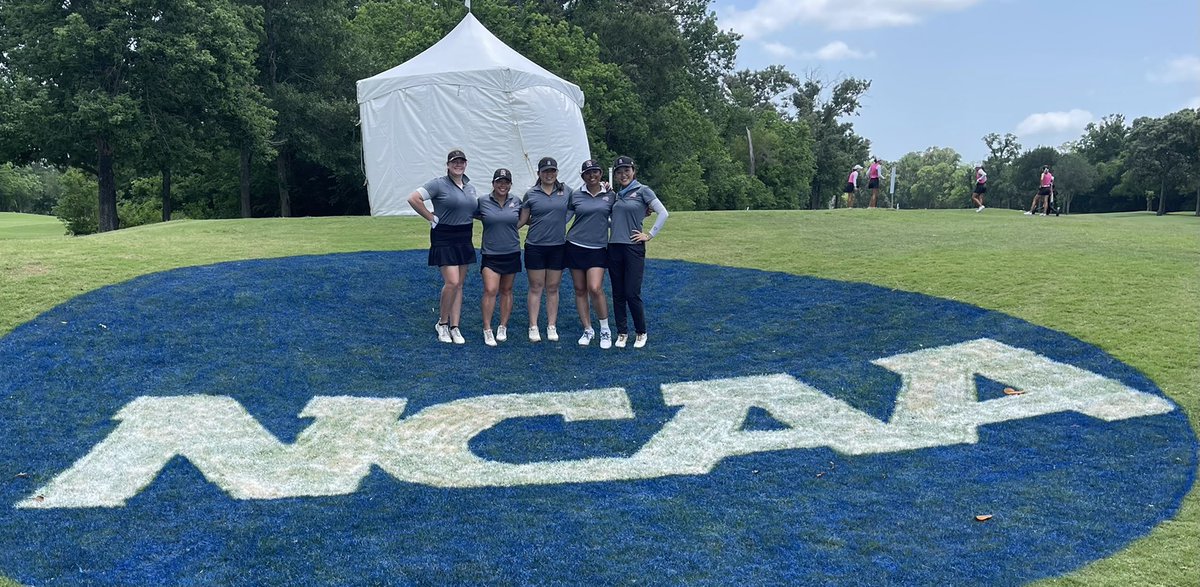 wadefosnot's tweet photo. Congratulations to the @RoseHulman women’s golf team for making it to the NCAA Championship in Houston, TX! @rhitsports @DarciFosnot So proud of our Freshman Meg Fosnot!! Good luck. https://t.co/OkvKMBTgLV