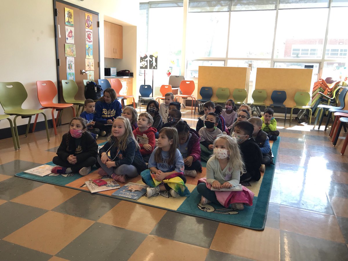 MrsPaolisStars's tweet photo. We enjoyed listening to the read alouds at the North Bellmore Library https://t.co/z17eXU7rxB