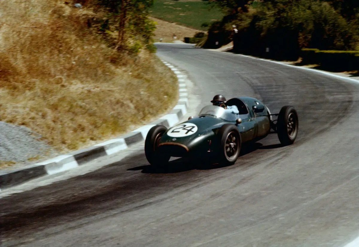 Automoblog's tweet photo. Formula 1: Car by Car 1950 – 59 is not only a handy resource that every gearhead curious about racing history should own; it’s also well written and entertaining. See more: https://t.co/1POMK61zn4 #Automoblog #BookGarage #F1 https://t.co/TNuDvbm0ns
