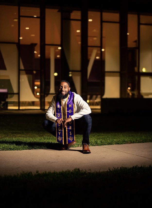 cguidry_2's tweet photo. Matthew 5:16: “Let your light so shine before men, that they may see your good works and glorify your Father in heaven.”

✅Summa Cum Laude
✅Dean’s list 4x
✅Honors Program
✅Undergraduate Medical Academy
✅Alpha Kappa Mu Honors Society
✅NASA Research
✅Collegiate Hooper https://t.co/56c6tRxzej