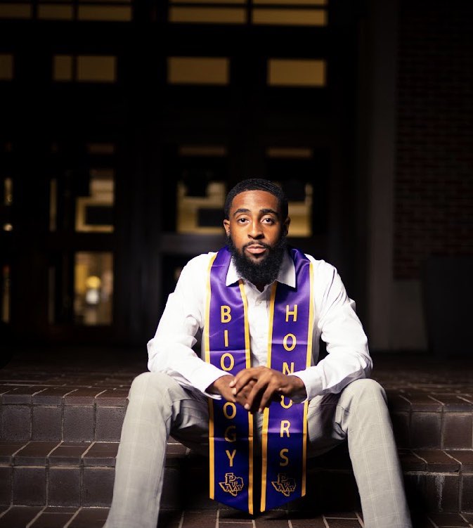 cguidry_2's tweet photo. Matthew 5:16: “Let your light so shine before men, that they may see your good works and glorify your Father in heaven.”

✅Summa Cum Laude
✅Dean’s list 4x
✅Honors Program
✅Undergraduate Medical Academy
✅Alpha Kappa Mu Honors Society
✅NASA Research
✅Collegiate Hooper https://t.co/56c6tRxzej