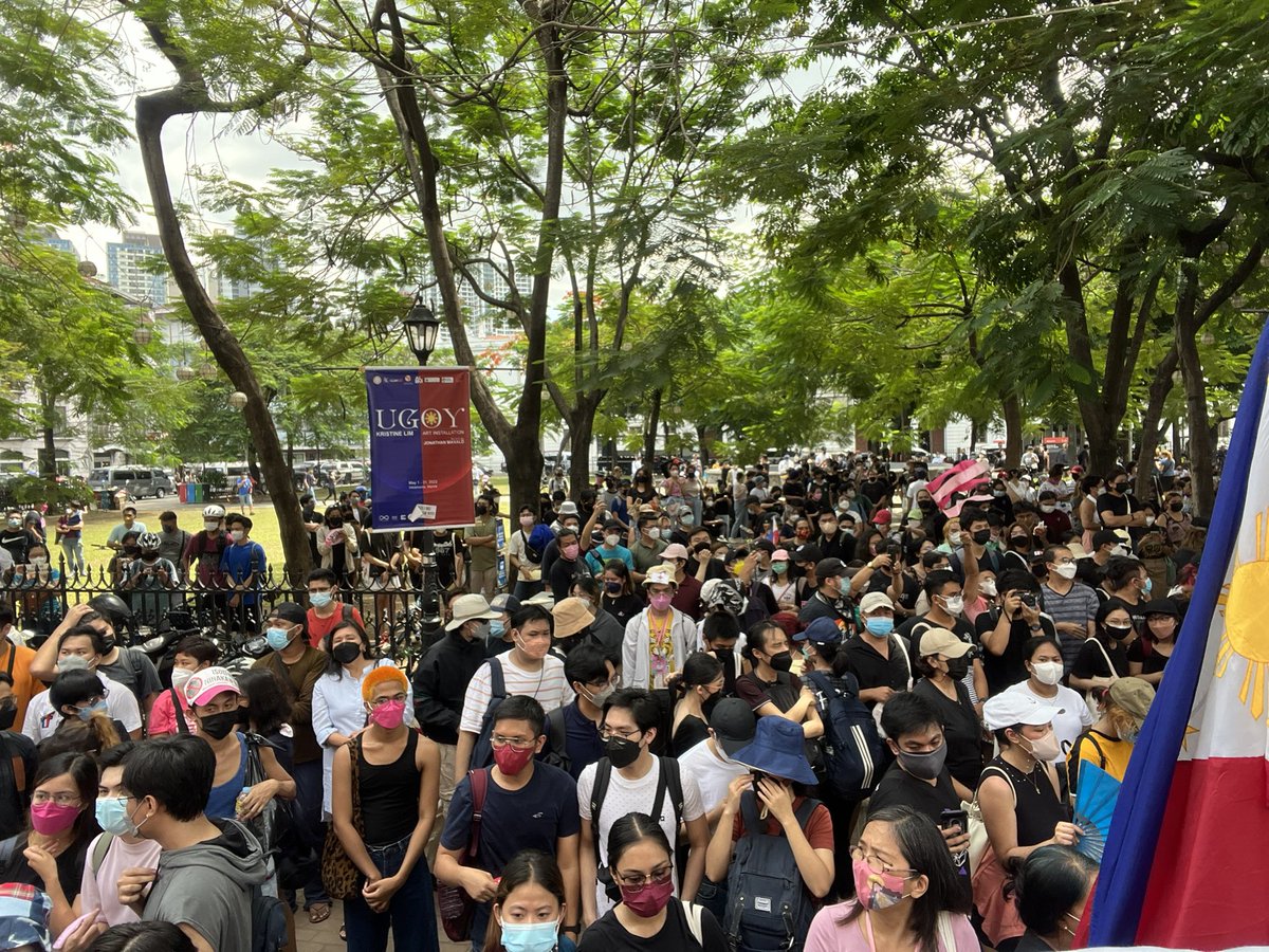 People gathered in protest in front of COMELEC and Manila Cathedral.
