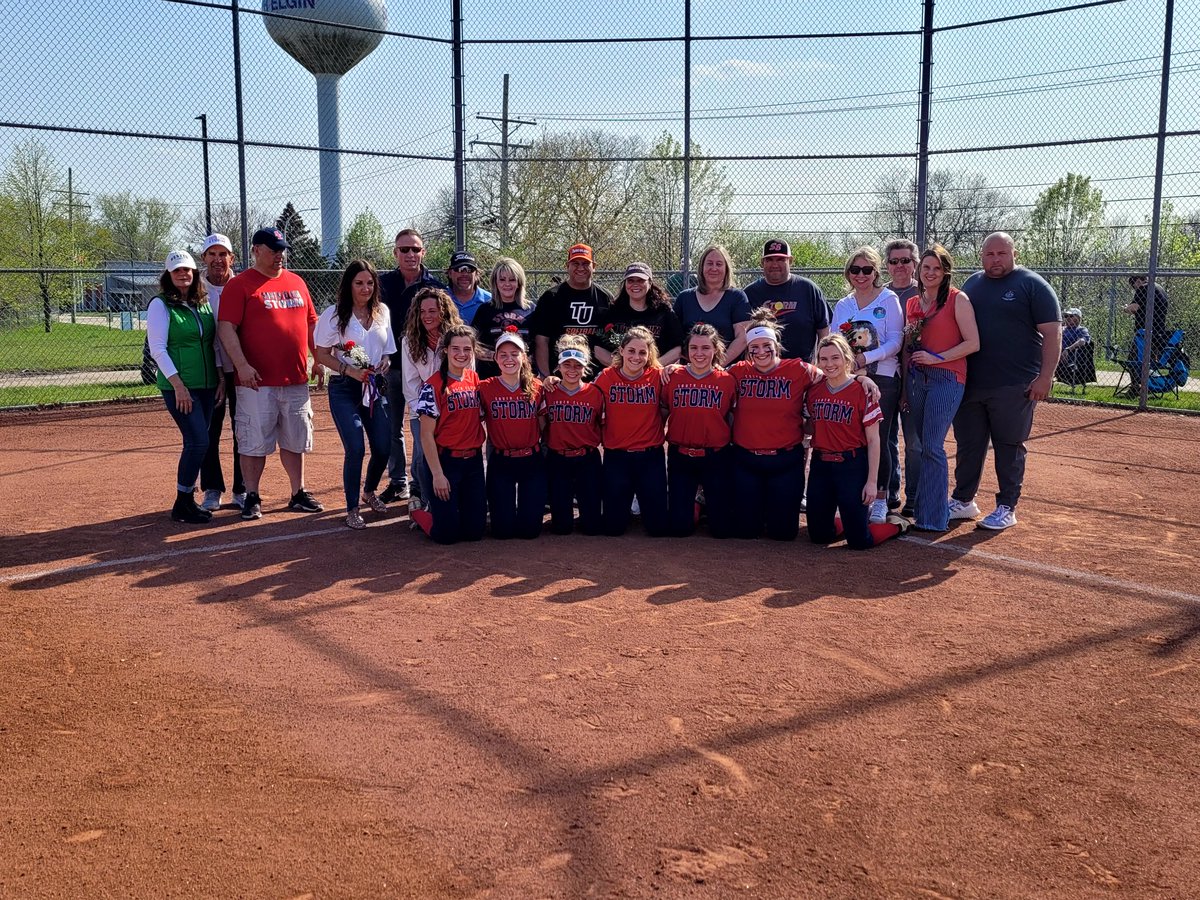 SStormsoftball's tweet photo. Senior Day!!!! https://t.co/F296xODNf8