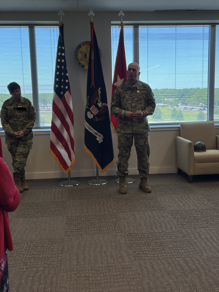 mattypage8's tweet photo. Said farewell to the great MAJ Willson today. See you soon brother! @TheRealTwoL @PaulFunk2 @TradocDCG @TedMartin1775 @brian_irishfan https://t.co/j8pKUyAFXH