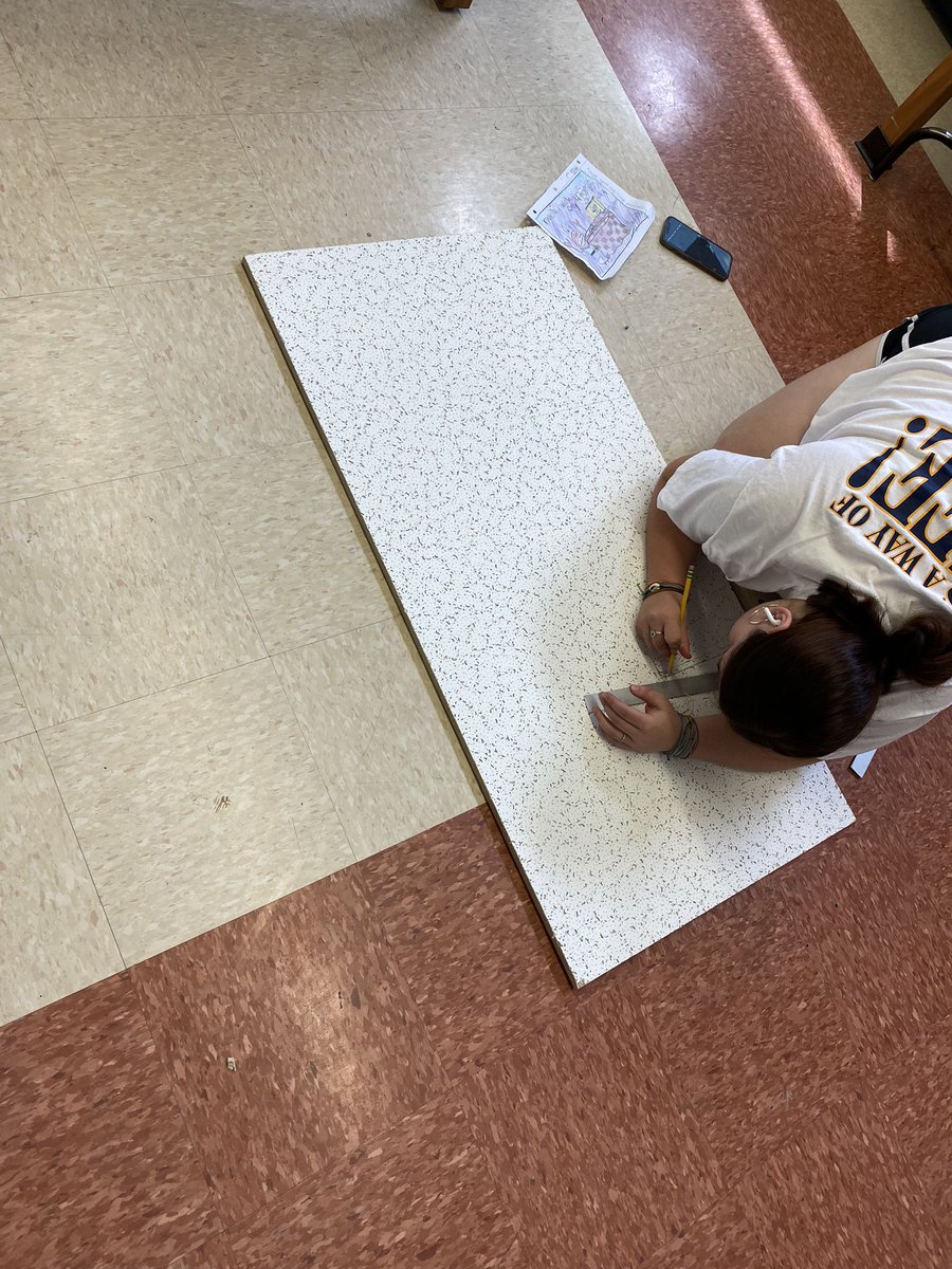 FTSD_Anderson's tweet photo. 8th Grade Leave Your Legacy ceiling tiles are in full swing! Huge shoutout to Riverfront’s PTO for putting this all together!! https://t.co/ZX8uCx7YKp