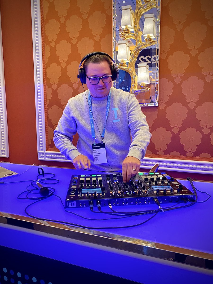 thoughtspot's tweet photo. Welcome to #BeyondData22. 🎉 The festivities have begun and the solution showcase is in FULL swing. Join us for tomorrow's keynote at https://t.co/hyYURH1GRT @keboola @interworks @BlueCloudInc20 @starburstdata #LiveAnalytics #BI https://t.co/lWuThY7hOg