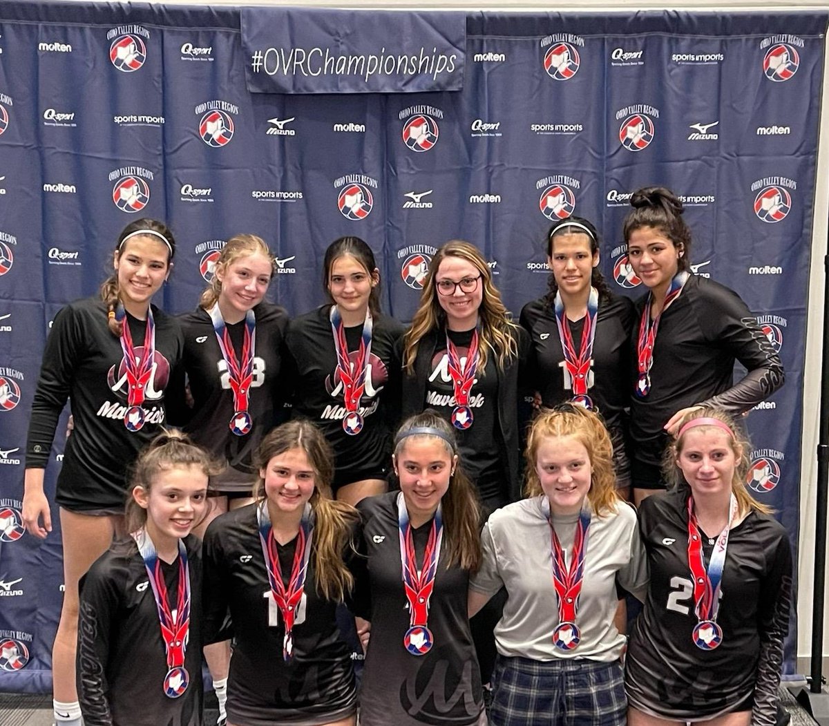 MaverickVolley1's tweet image. Congratulations to 14 Kurek who finished 2nd in their division at the OVR Regional Championships over the weekend. Awesome job players and coach! #ovrregionals #2ndisthebest #hardwork #teamworkmakesthedreamwork