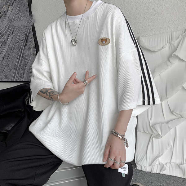 Mocolist_shop's tweet image. 絶対欲しい熊柄韓国系Tシャツ
商品番号：【18692】
詳細はこちら►
urlnb.com/U28R42VR
#熊柄
#韓国系
#Tシャツ
#ファッション通販
#大人ファッション
#お洒落な人と繋がりたい
#カジュアル 
#絶対欲しい