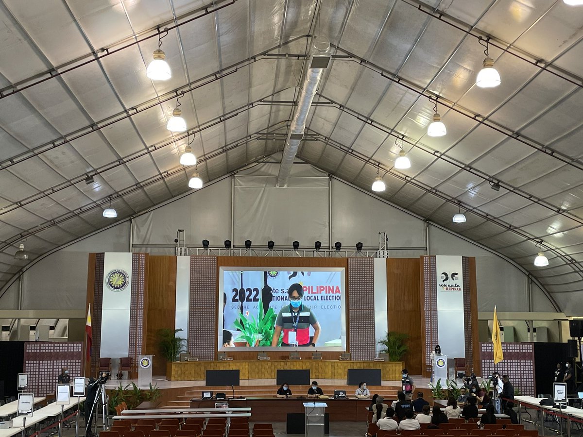 newswatchplusph's tweet photo. Comelec kicks off its random manual audit a day after election day. #TheFilipinoVotes🇵🇭 

This involves manually counting ballots cast in 759 randomly selected precincts, one per legislative district, to check if the VCMs counted votes cast correctly | @meltlopez https://t.co/U23voiJAIv