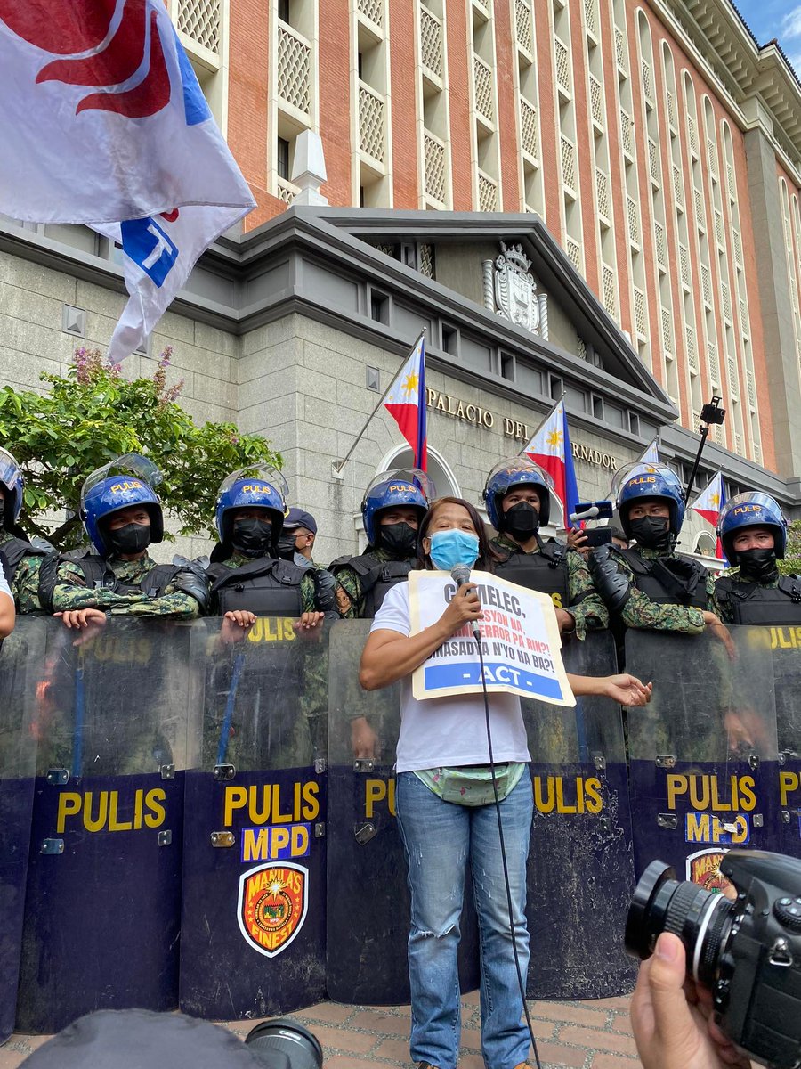 LFS_CSSP's tweet image. TINGNAN: Nagtipon ang iba't ibang sektor sa harap ng @COMELEC Main Office upang kundenahin ang mga anomalyang naganap sa Halalan 2022.

#Halalan2022
#KontraDaya