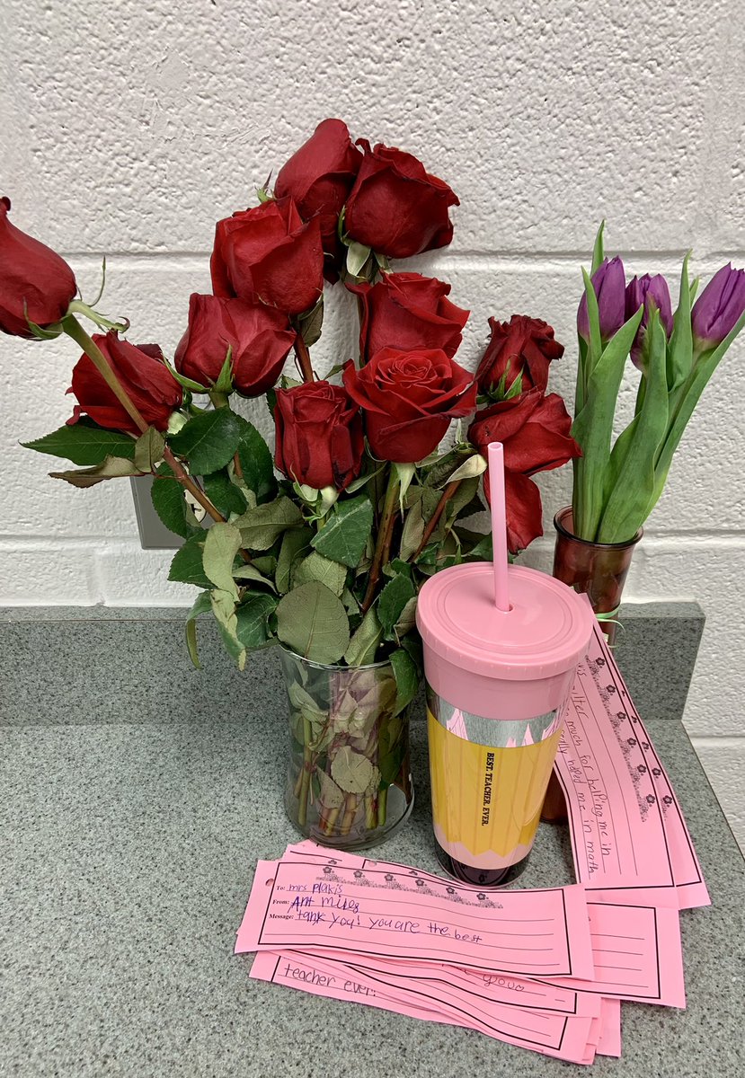 MrsPlakis3rd's tweet photo. I am still blown away by all of the love and support we received last week. THANK YOU to @PennellPTO for going above and beyond and to the amazing students and families of Room 209 for spoiling me. I feel so lucky and grateful to work with each of you! 💙💛 #PennellPride https://t.co/ah1WJ7ynZ8