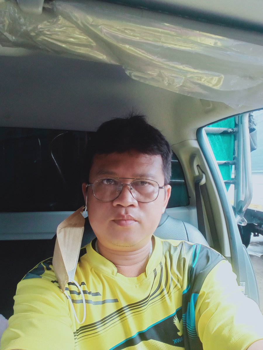 phukic2's tweet photo. @bebell52427893 ก็พยายามส่งนะครับไม่ทราบว่าคุณจะได้รับรูปไหม https://t.co/d0RqTB72QB