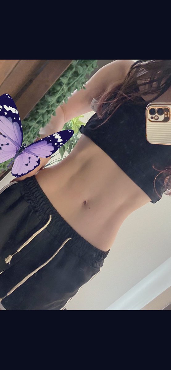 hamusuke1016's tweet photo. お疲れ様です⟡   ⸝⸝ ✿

お腹の調子がよき！！な気がする💪🏻 ̖́-
(この後お腹火傷した🔥糞)

日曜日の業スー戦利品🫧🤍

マシュマロめっちゃでかくて美味しかった😋🍴
さくらのデザート🌸一目惚れ購入⟡   ⸝⸝ 
早く食べたいー！！ https://t.co/71KIWvHYc2