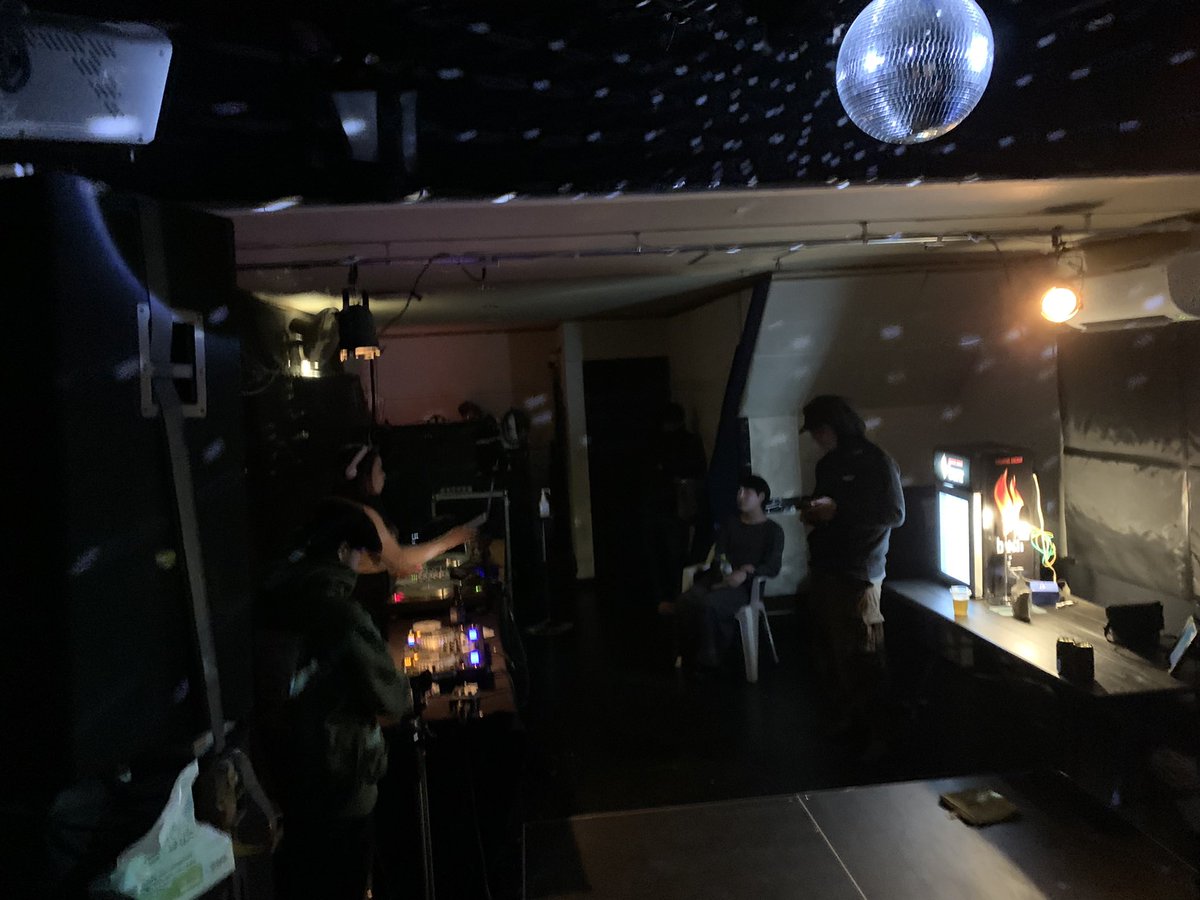 dakabakarap's tweet photo. IPPO vol.1

ありがとうございました😊

次回は6月開催予定👩🏻‍🦲

@rotom_kawagoe 
のフロアに

DJブース&amp;バーカンを設置し
ステージ上はダンスホールとなり
最高な空間を作ることができました⛳️

次回も飛び込みライブあるのでお待ちしてます😎🎤 https://t.co/j272zwUkee