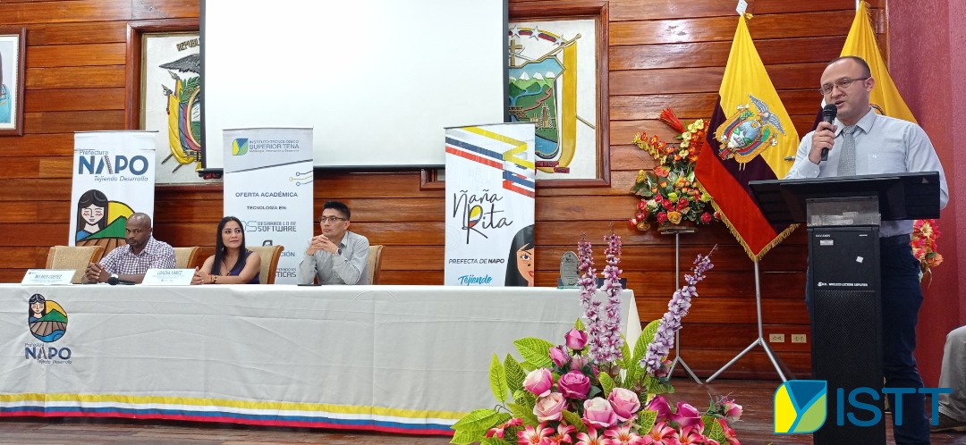 isttenaoficial's tweet photo. HOY| Prefecta y Viceprefecto del #GAD Provincial de #Napo realizaron reconocimiento público a la gestión realizada por Lorena Yánez P. @lorenayanezpi rectora, @ingjdrojas vicerrector de @isttenaoficial en beneficio de la @EduSuperiorEc en #Napo
 #JuntosLoLogramos @ARibadeneiraE https://t.co/tKP4Qo1H17