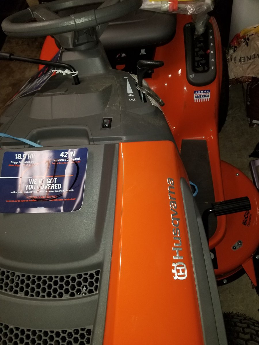 claflin88's tweet photo. @Lowes Tried calling earlier and got no one.  Can't send an email with the concern and the chat assistant on the website is of no help. https://t.co/F16ZrlqTxf