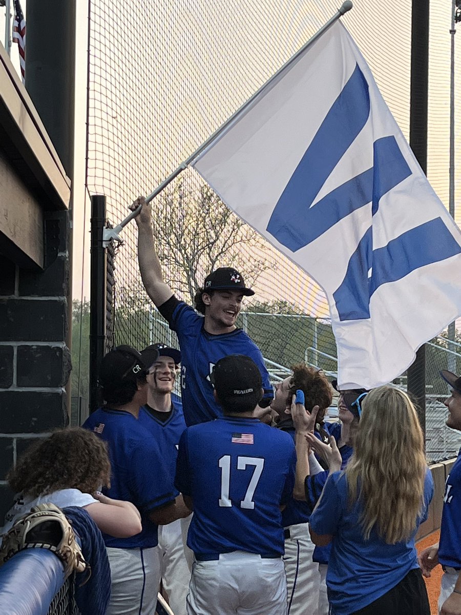 LeavenworthBas1's tweet image. Fly the W, Pioneers win! Leavenworth over Shawnee Mission North 9-4. Played well in all facets of the game tonight. Back on the field again tomorrow as we host @DotteBaseball and his Wyandotte team for a double. Chuck Rambo Memorial Game 1, Senior Night Game 2. #SWWN #WithIntent