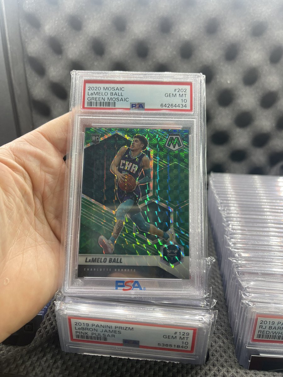 HitFactory__'s tweet image. Lamelo Ball Green Mosaic PSA 10 - $175
Luka Doncic Optic RR PSA 10 - $100
Trevor Lawrence Optic Preview PSA 9 - $125

@HobbyConnector @sports_sell