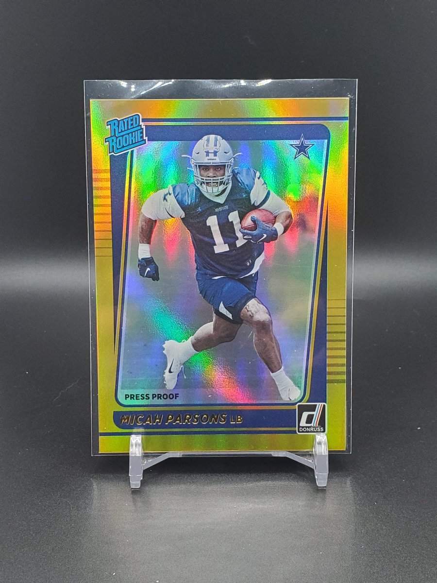 JudgeFemUp's tweet photo. 🚨 GIVEAWAY  🚨

Finally got around to committing to a giveaway. After the last few weeks and all the generosity I've been shown. Now it's my turn.

Micah Parsons Donruss Premium Stock RR.

Follow and RT for entry. Random will be run a week from today (5/16) 

Good luck! 🙏 https://t.co/sFyDywg6hB
