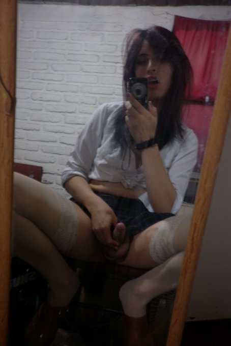 Hola! Les dejo una foto antigua m&iacute;a. Besos y que tengan buenas noches 😘 #trans #tgirl #chile #chilenacaliente<a href="/tag/chile"class="tags"><span>#chile</span></a><a href="/tag/tgirl"class="tags"><span>#tgirl</span></a><a href="/tag/trans"class="tags"><span>#trans</span></a><a href="/tag/chilenacaliente"class="tags"><span>#chilenacaliente</span></a>